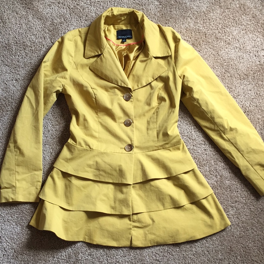 Yellow spring jacket by Cynthia Rowley